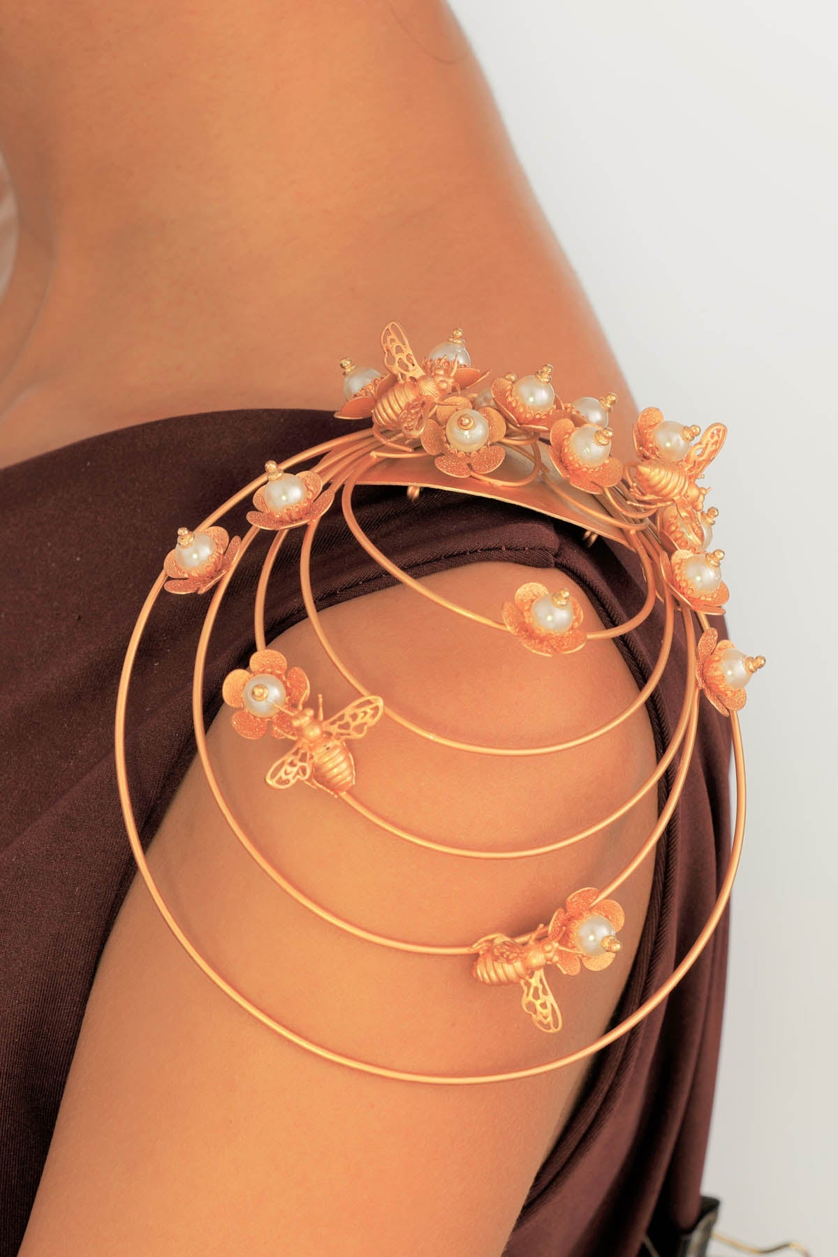 Buy RUHHEITE Pearl Floret Shoulder Piece For Women by Esme Available Online at ScrollnShops